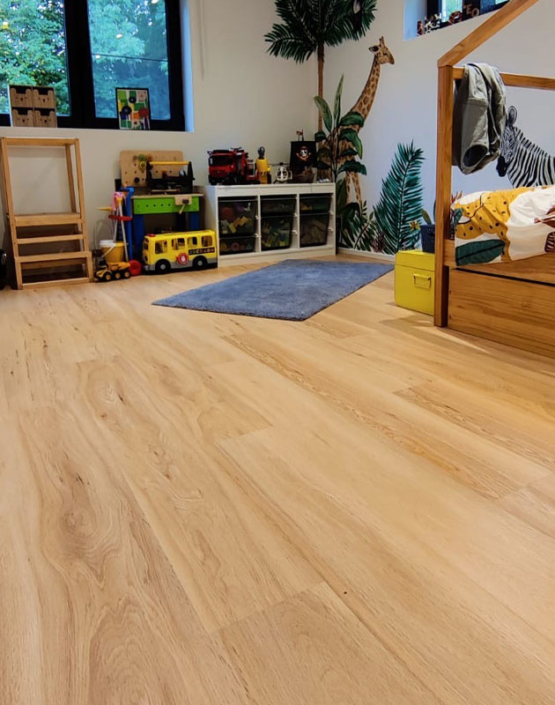 vinyle studio naturel dans une chambre d'enfant