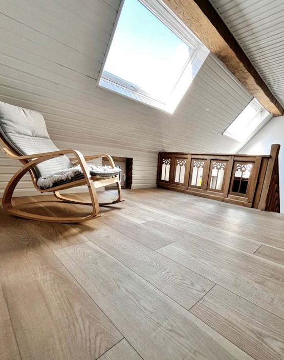 vinyle villa relax dans un hall de nuit avec fauteuil